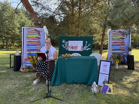 Narodowe czytanie - Szkoła Podstawowa w Leśnicach grafika