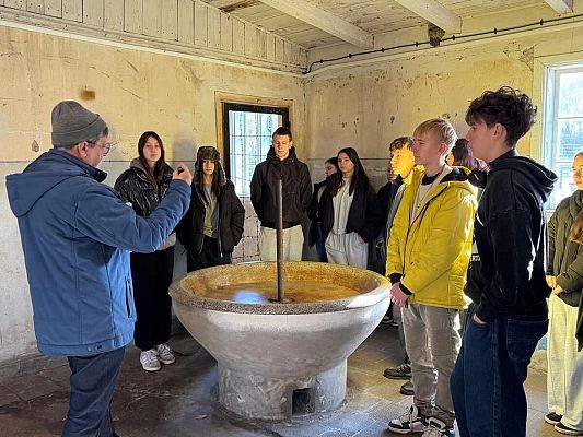 Grafika 10: Wyjazd do muzeum Stutthof w Sztutowie