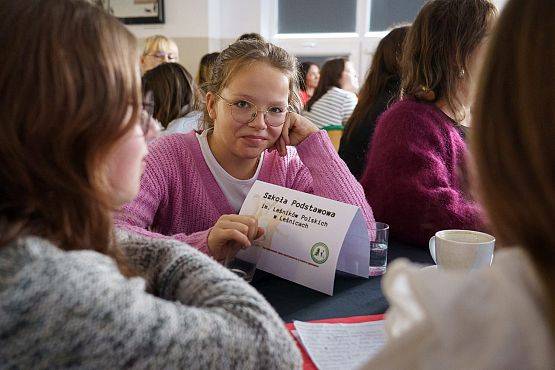 Grafika 2: V Forum Samorządów Uczniowskich Szkół Podstawowych Powiatu Lęborskiego