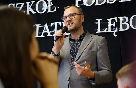 Grafika 7: V Forum Samorządów Uczniowskich Szkół Podstawowych Powiatu Lęborskiego